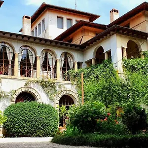 2* Affittacamere La Dimora Dell'artista